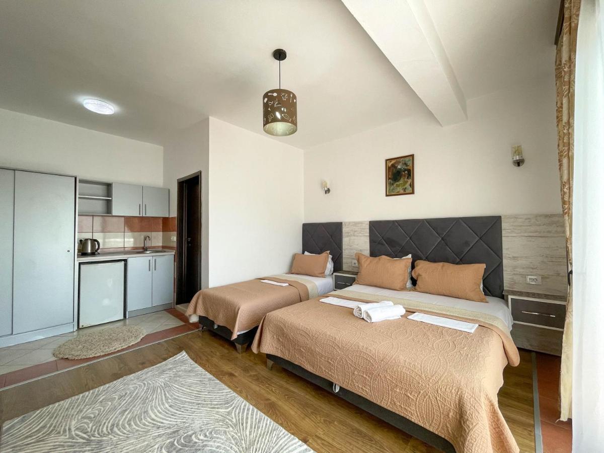 B&B Lovac Hasa 2 Ulcinj Exterior foto